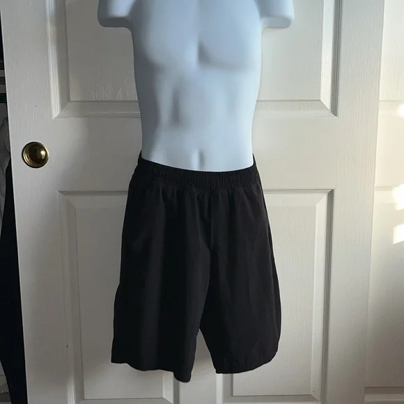 Lululemon Pace Breaker Lined Short 9" Medium (EUC) - Picture 10 of 16